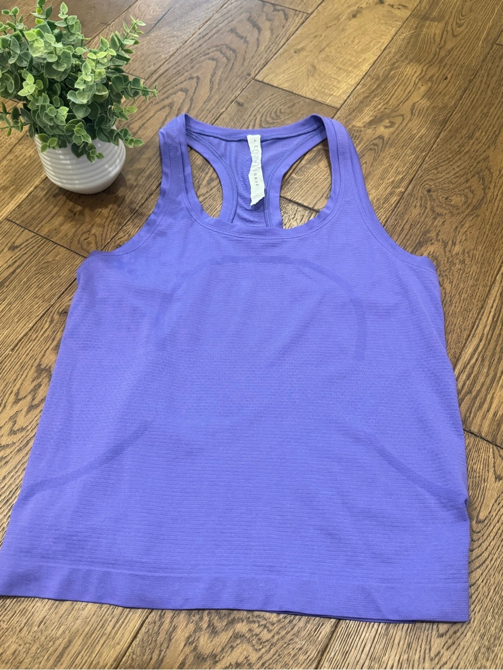 Lululemon Swifty Tech Racerback Tank Top - size 6